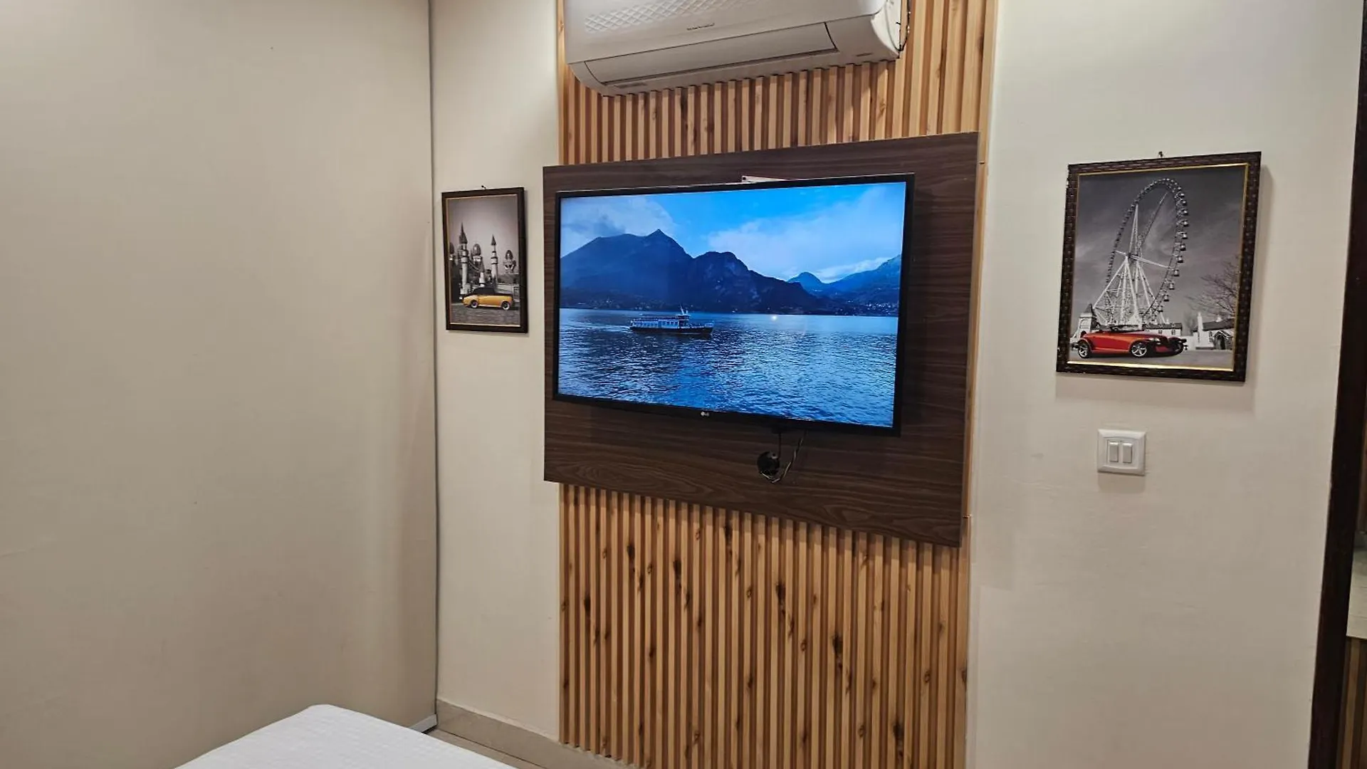 Apartment Ultra Luxury 1Bhk Flat 1011 By Bliss Stay Zirakpur